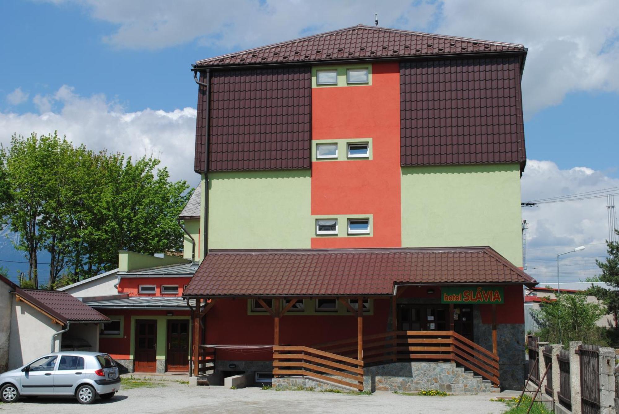 Penzion Slavia Poprad Bagian luar foto